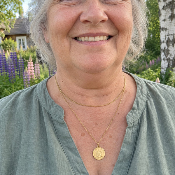 Renate F.