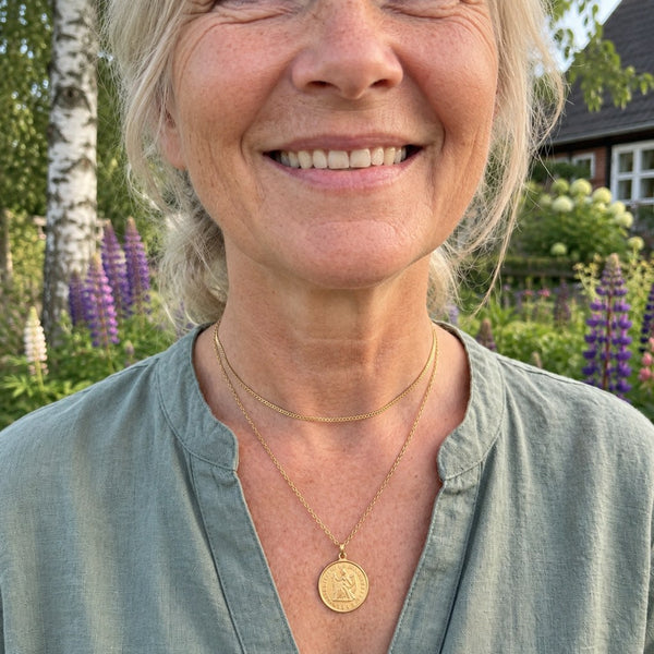 Renate F.